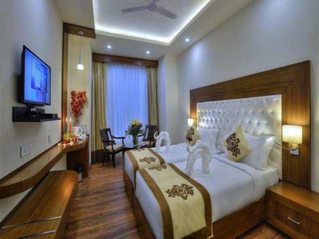 Hotel Seven Hills Tower Agra  Habitación foto